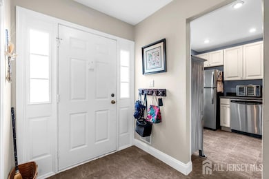 223 Perth Hill Ct unit 223, Matawan, NJ 07747 - photo 5