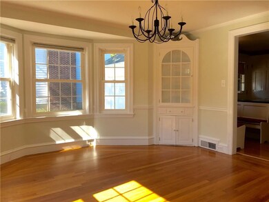 20 Dryden Ave, Pawtucket, RI 02860 - photo 4