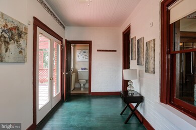 106 W Main St, Leola, PA 17540 - photo 3