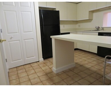 376 Commercial St unit F2, Boston, MA 02109 - photo 4