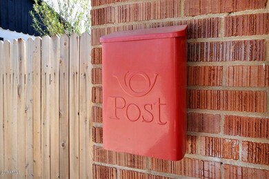 Mail Box