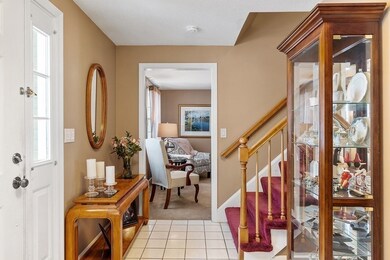 110 Betty Ann Ln, Dracut, MA 01826 - photo 4