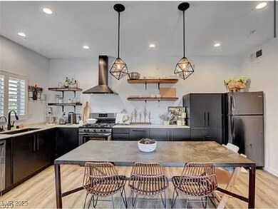 2291 W Horizon Ridge Pkwy unit 3213, Henderson, NV 89052 - photo 4