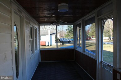 123 Linden Ave, Edgewater, MD 21037 - photo 5