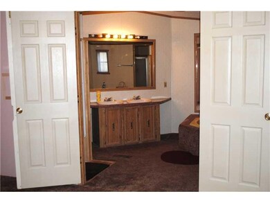 Master Bath/Spa.