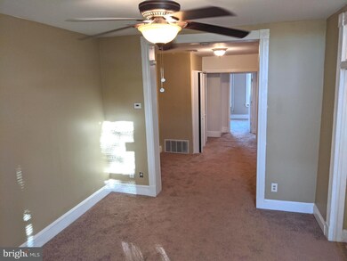 1632 N Calvert St unit 2, Baltimore, MD 21202 - photo 4