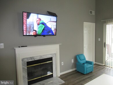 2201 Falls Gable Ln unit A, Baltimore, MD 21209 - photo 4