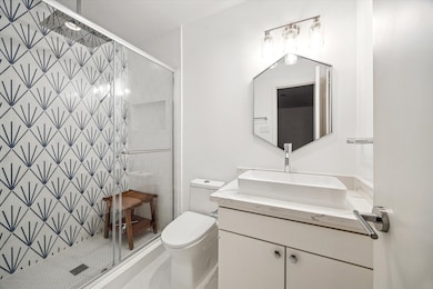East bedroom shower