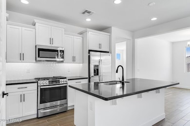 18147 W Hiddenview Dr, Goodyear, AZ 85338 - photo 7