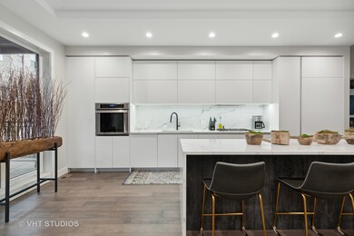 1447 W Blackhawk St unit 1, Chicago, IL 60642 - photo 6