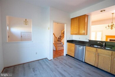 2007 Madrillon Springs Ct, Vienna, VA 22182 - photo 6