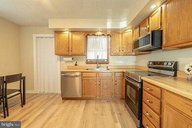 53 Chandelle Rd, Middle River, MD 21220 - photo 5