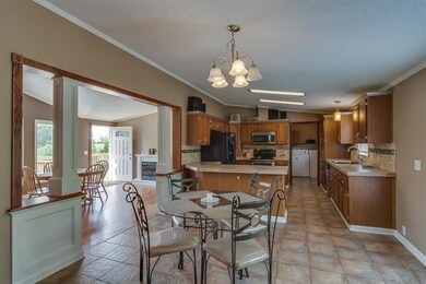 8193 E Chicago Rd, New Carlisle, IN 46552 - photo 6