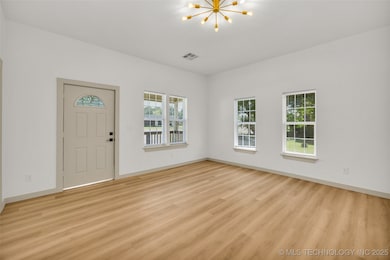 514 S Broadway, Coweta, OK 74429 - photo 4