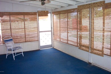 Screened in AZ room