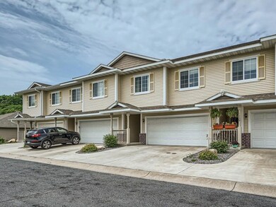 1241 Mullan Ct, Saint Paul Park, MN 55071 - photo 3