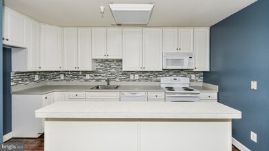10604 Provincial Dr unit 103, Manassas, VA 20109 - photo 7