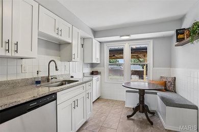 9409 Sequoia Ct, Saint Louis, MO 63123 - photo 6