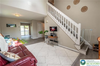 2717 Tamlynn Ln, Easton, PA 18045 - photo 5