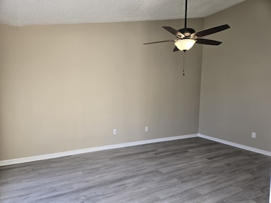 220 Pappy Dr, Oak Grove, KY 42262 - photo 5