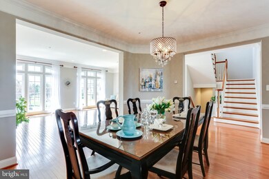 8719 Lake Edge Dr, Laurel, MD 20723 - photo 3