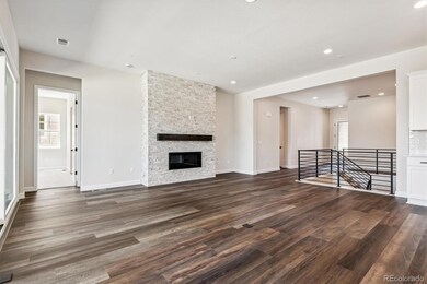 7212 S Waterloo Way, Aurora, CO 80016 - photo 5