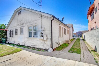 2126 Vineyard Ave, Los Angeles, CA 90016 - photo 5
