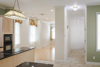959 Pine Hollow Road Entry Foyer