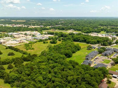 301 Monroe Ave NE, Ardmore, OK 73401 - photo 3