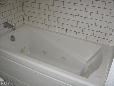 24 School Ln unit 2ND, Ardmore, PA 19003 - photo 4