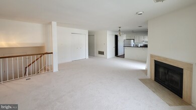 12931B Grays Pointe Rd unit 12931B, Fairfax, VA 22033 - photo 4