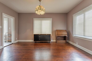 The Dining Room could easily be converted to anoth