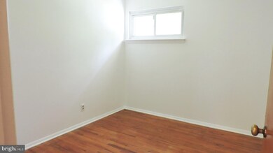 712 Holly Ln, Mount Holly, NJ 08060 - photo 6