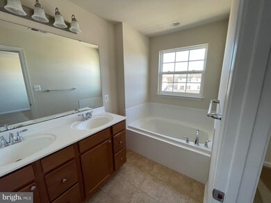 11777 Nationals Ln, Waldorf, MD 20602 - photo 6