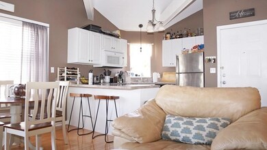 750 Whittenton St unit 421, Taunton, MA 02780 - photo 2