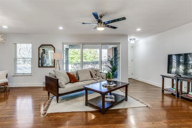 6910 E Mockingbird Ln, Dallas, TX 75214 - photo 3