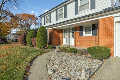 27270 Devonshire St, Southfield, MI 48076 - photo 3