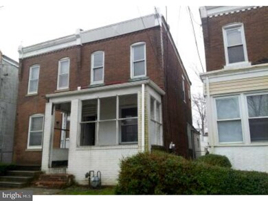 306 Walnut St, Darby, PA 19023 - photo 2