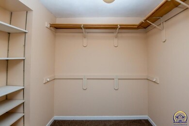 3142 SW 17th St, Topeka, KS 66604 - photo 7