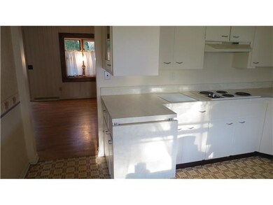 3620 Schlee St, Lansing, MI 48910 - photo 5