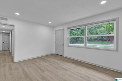 1629 5th Way NW, Center Point, AL 35215 - photo 6