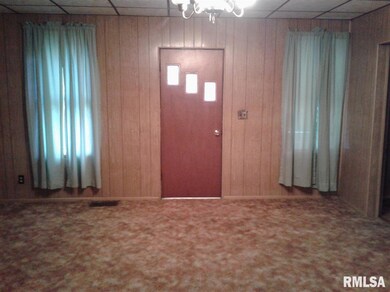 150 N Main St, Virginia, IL 62691 - photo 5