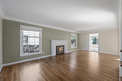 1205 S Bates St, Birmingham, MI 48009 - photo 4