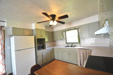 989 Danville Rd, Harrodsburg, KY 40330 - photo 4