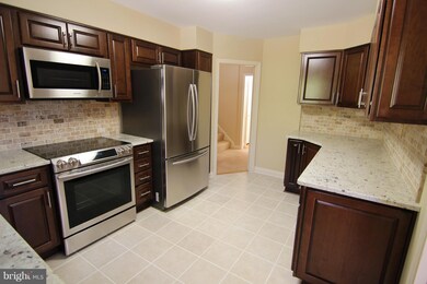 10 Roundridge Rd, Lutherville Timonium, MD 21093 - photo 7