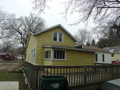 318 Dunlap St, Lansing, MI 48910 - photo 2