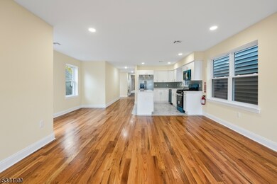 373 Chadwick Ave, Newark, NJ 07112 - photo 5