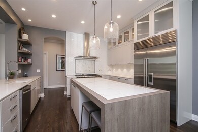 1462 Monterey Dr unit 2, Glenview, IL 60026 - photo 5