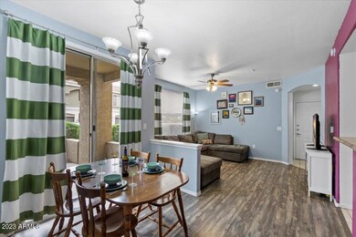 06-Dining Area