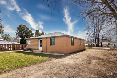 725 Pioneer Rd, Weiser, ID 83672 - photo 5